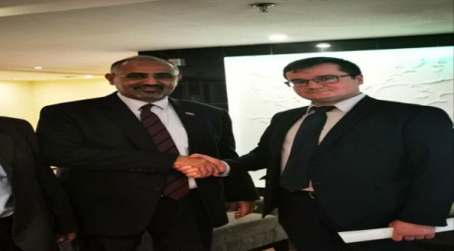 الرئيس الزبيدي يلتقي القائم بأعمال السفير الروسي