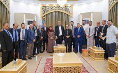 الرئيس الزُبيدي يضع نتائج الحوار أمام الكيانات الجنوبية