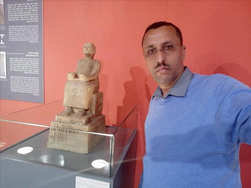 صحفي يمني يكشف بدليل تاريخي كذبة اليمن أصل العرب