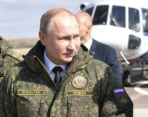مستشار زيلنسكي.. بوتين حقق كل وعيده تجاه أوكرنيا وجردها من السلاح