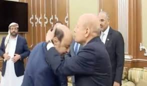 سياسي يمني: الفعل الخارجي والزخم الاعلامي لا يصنعان قائدا وطنيا مقبولا عند الناس