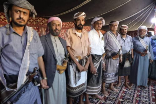 بن حبريش يستقبل وفد الهارب "أحمد الميسري" 