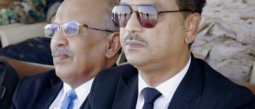 "تقلب صارخ".. باعوم استقبل المهنئين بتحرير الوادي في قصر سيئون وينكر علمه اليوم