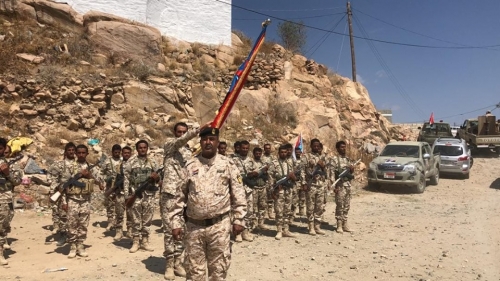 قيادات برئاسة الانتقالي تتطلع على الاستعدادات العسكرية في جبل العر بيافع