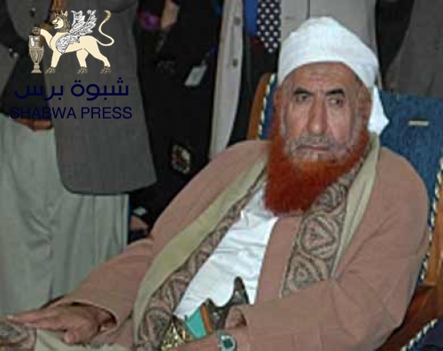 متمدّن أكثر من التمدّن .. الإصلاح حزب سياسي يوزع الورد في الشوارع!