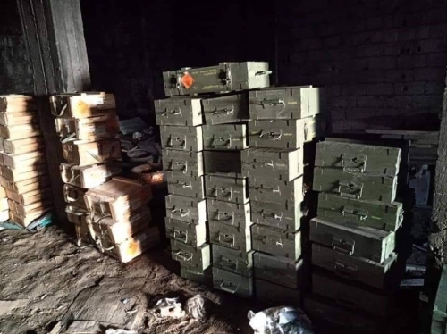ناطق باسم قوات العمالقة: غنمنا أسلحة تكفي لقتال عام كامل