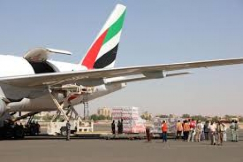 المساعدات الإماراتية "العاجلة" تصل الى العاصمة عدن