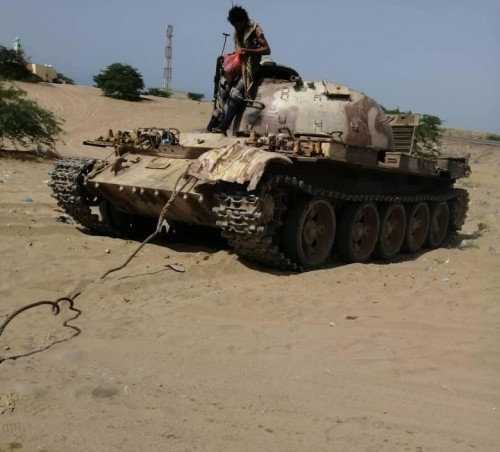 القوات الجنوبية تسيطر على اليات عسكرية للعدو اليمني قرب الطري