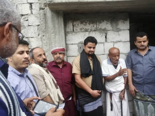 بتوجيهات من الزبيدي: نقيب اليهري يزور أسرة الستة الشهداء .