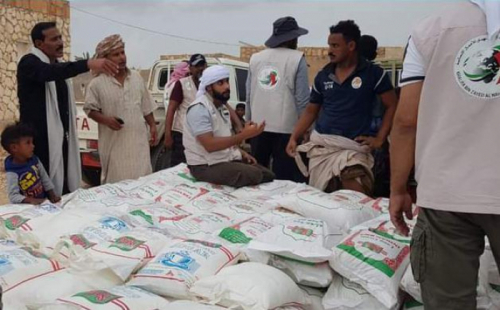 عون لا ينقطع عن سقطرى: مساعدات غذائية إماراتية لمناطق غرب سقطرى