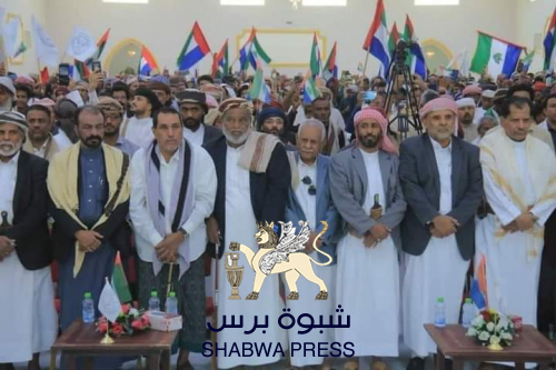 "طبل" الجامع.. و"ذنب" المرجعية!!