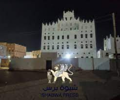 قوات الجنوب تتصدى لطائرة حوثية في سماء عتق
