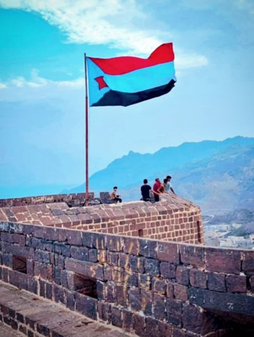 جريدة أمريكية: على امريكا دعم استقلال اليمن الجنوبي