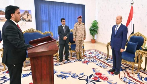 أزمة الكهرباء تتفاقم.. دعوات للعليمي والحكومة بتقديم الاستقالة