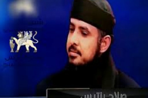 المنافق "صلاح باتيس" يتصل ببائع أسكريم المكلا (وثيقة)