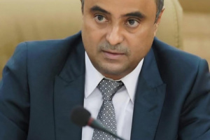 أعطونا منجز واحد لرئيس الوزراء بن بريك.. الافعال تشهد عن الاعمال