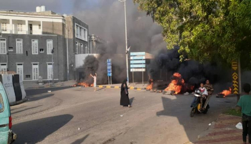 باشراحيل: على مواطني عدن والمحافظات الخروج للشوارع وإسماع صوتهم للعالم