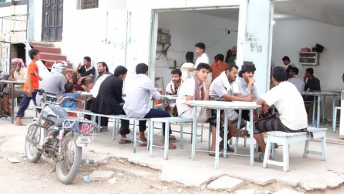 لم يكن مجرد مقهى "محمد الحضرمي".. سنوات الهجرة إلى شبوة