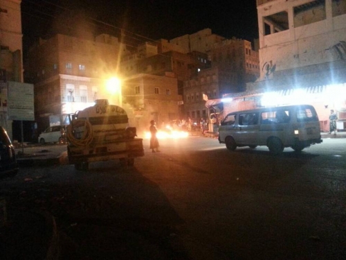 سياسي حضرمي : حرب خدمات تشنها حكومة الشرعية على مواطني ساحل حضرموت 