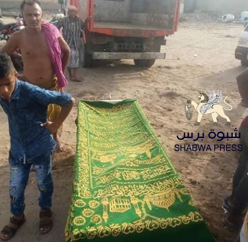 العطاس : "نجدي حسن" جوهرة ومضت في حاوية