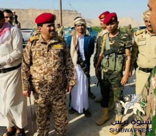 الإحتلال اليمني يتمدد شرقـا في وادي حضرموت بعد لقاء الأحمر باللجنة الأمنية 
