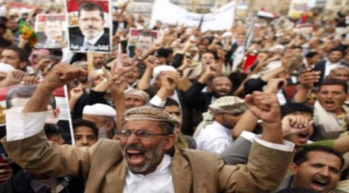 صحيفة دولية: الحوثيون والإخوان يطوون خلافاتهم ويستعدون للتعايش