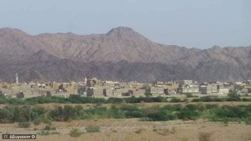 ميليشيا الإخوان الإرهابية تنشر دبابات وسط مدينة نصاب المكتظة بالسكان