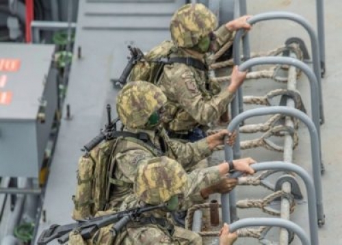 الإمارات تدفع إلى تحالف عربي أوروبي لمنع نفوذ تركي دائم في المتوسط