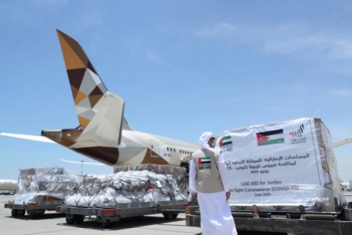 مساعدات الإمارات بلغت أكثر من 923 طنا من المواد والمعدات الطبية