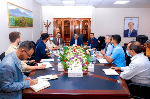 المحافظ لملس يطلع على أنشطة مركز "سيفك" في العاصمة عدن 