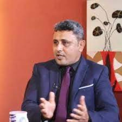 اليافعي: بقاء منظومة الشرعية الفاشلة يعني المزيد من القتل والدمار