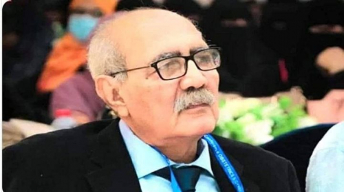 "بن عيدان" ينعي وفاة أستاذه د "حسين الكاف"