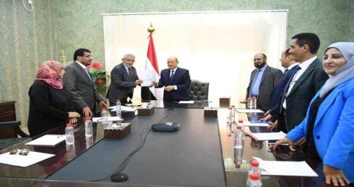 فاتورة تسعين يوماً.. شلل الحكومة و"الرئاسي"