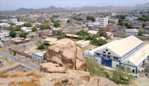 قرى حاضرة أبين تغرق في الظلام بعد سرقة أسلاك الكهرباء