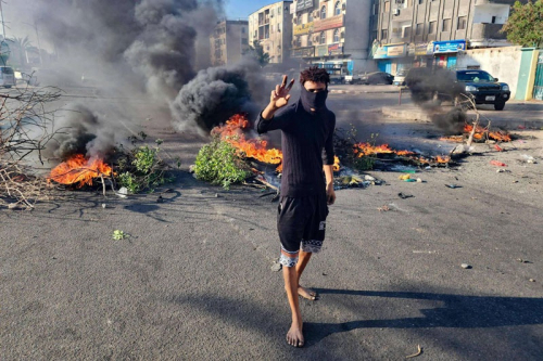 عدن تموت في هذا الصيف والحكومة في غيبوبة