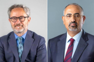 الرئيس الزُبيدي يناقش مع الاتحاد الأوروبي سُبل إنقاذ الاقتصاد ودعم مسار السلام