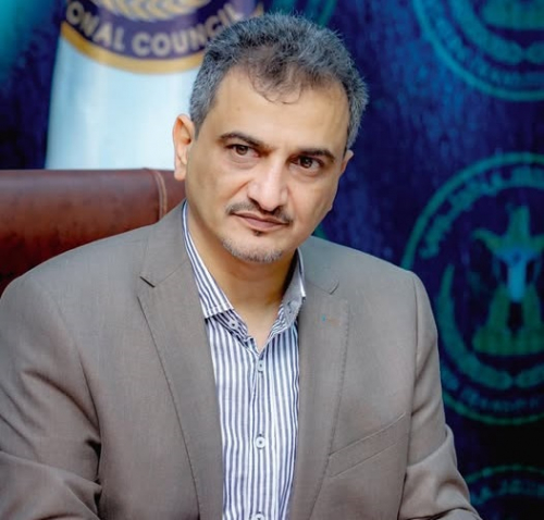 لملس يوجه بمحاسبة مقتحمي مسجد المنصورة (وثيقة)