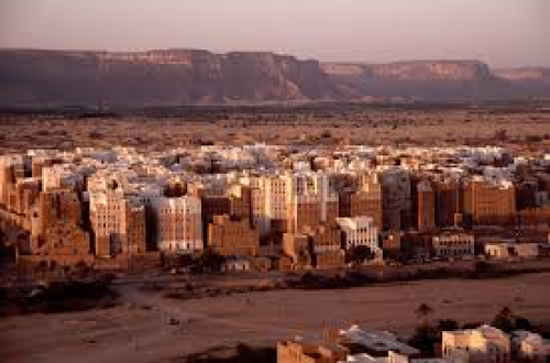 عدم استكمال البنية التحتية لمجاري مدينة شبام التأريخية تعتبر ثلمة