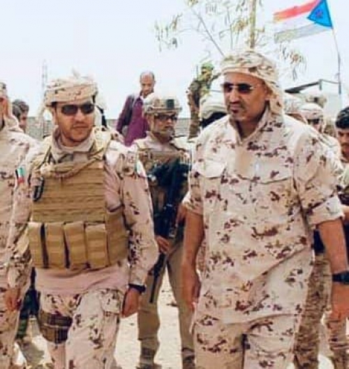 الرئيس "الزبيدي" وقائد التحالف العربي يتفقدان معسكر اللواء الخامس دعم وإسناد في ردفان