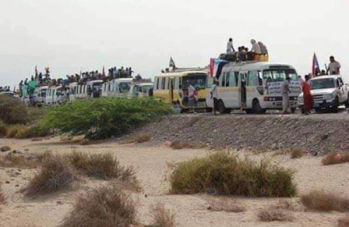 موكب شعبي من ساحل حضرموت يتوجه الى سيئون
