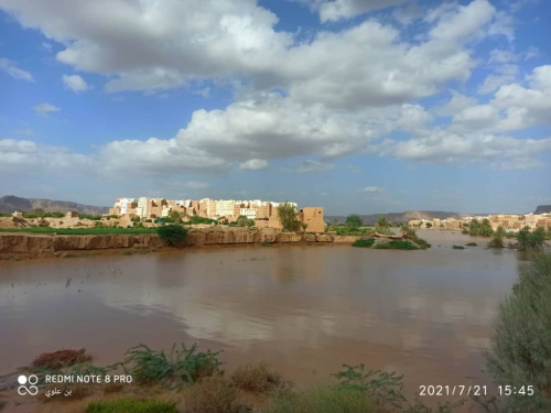 مدينة شبام التاريخية غرضة للغرق بفعل الأمطار الغزيرة والسيول الجارفة 