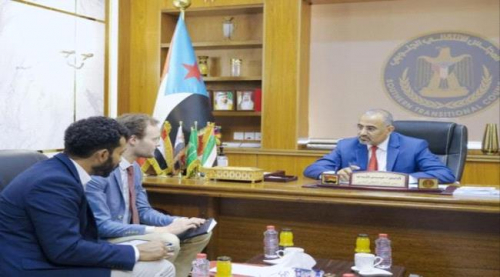 الزُبيدي يستقبل وفد المعهد الأوروبي للسلام
