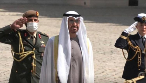الرئيس الفرنسي يستقبل الشيخ محمد بن زايد في قصر الإليزيه