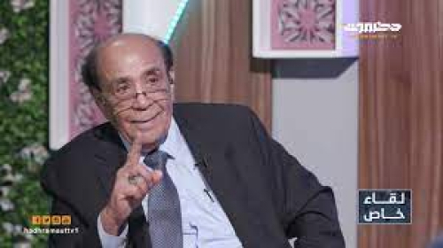 العطاس يطالب بضرورة مصارحة التحالف حول ماهية الحل باليمن؟!