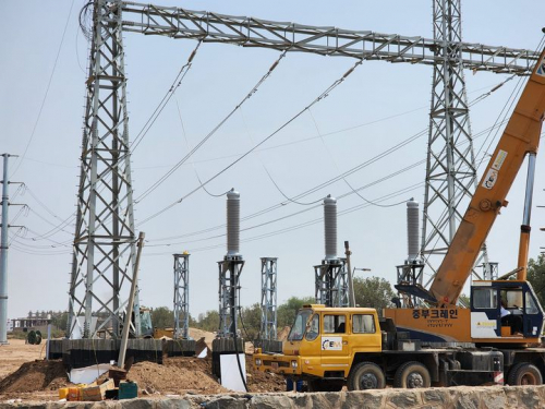 بشارة عاجلة: الإمارات تبدد ظلام عدن ب ١٦٠ ميجاوات طاقة شمسية