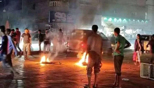 نذر انفجار شعبي في عدن.. غليان بسبب حرب الخدمات