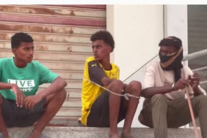 انتشار عصابات نشل وسطو من الحرافيش والأفارقة في شوارع المكلا