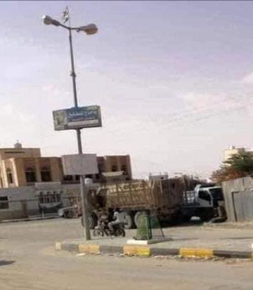 قذائف اللواء 21 إصلاح تجبر الأسر على الرحيل من عتق إلى مدينة نصاب 