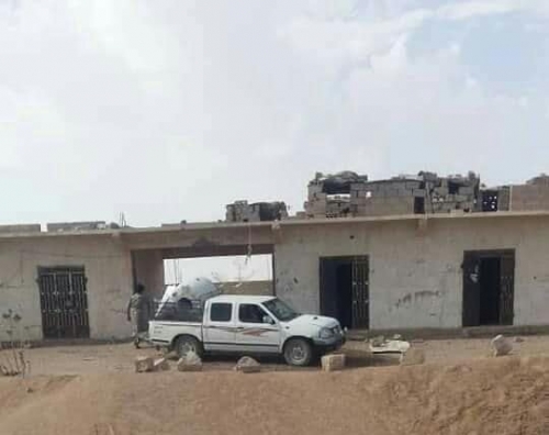 أفراد اللواء 115 ينهبون معسكرهم بعد اختفاء قائده القفيش