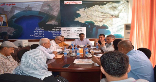 بتوجيهات المحافظ الجديد "لملس" ..إجتماع "خدمي" موسع في عدن